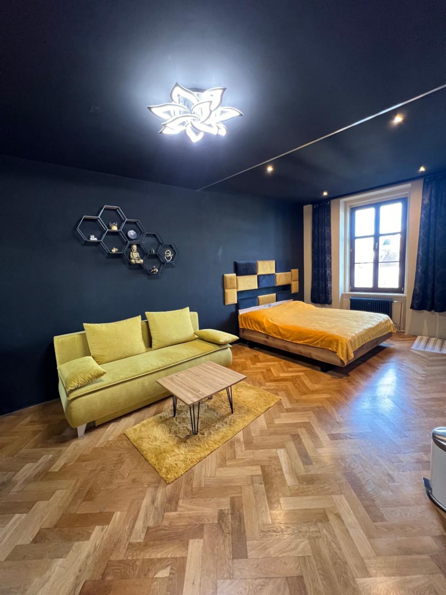 Wenceslas Square Apartment 150 M2 ปราก ภายนอก รูปภาพ